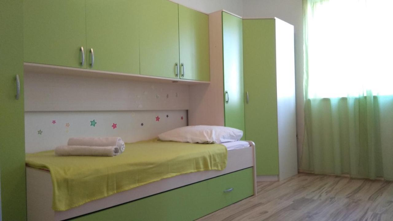Appartement Laura à Koromačno Extérieur photo